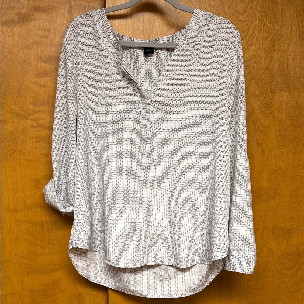 Ann Taylor blouse for your spring wardrobe. Other blouses being listed!